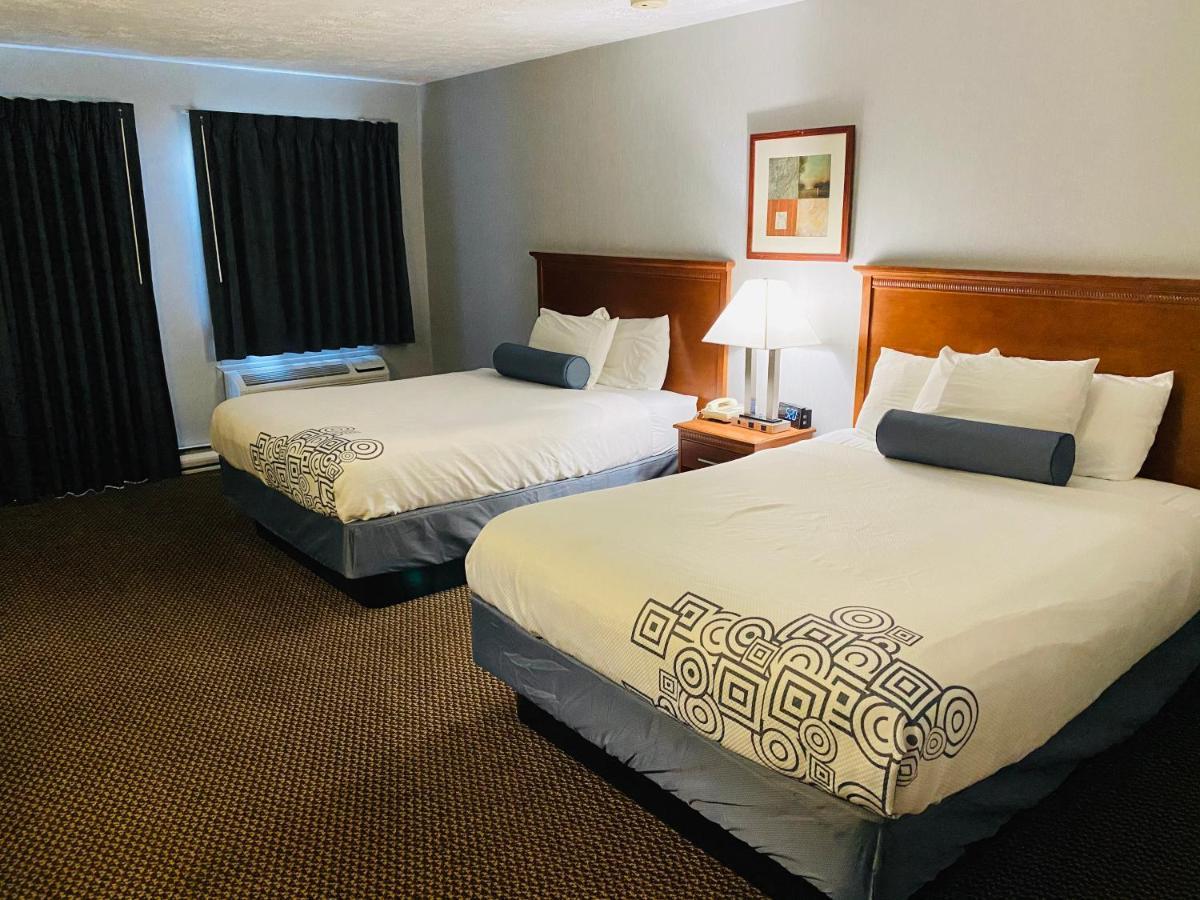 Fleetwood Inn Suites Cheboygan Εξωτερικό φωτογραφία