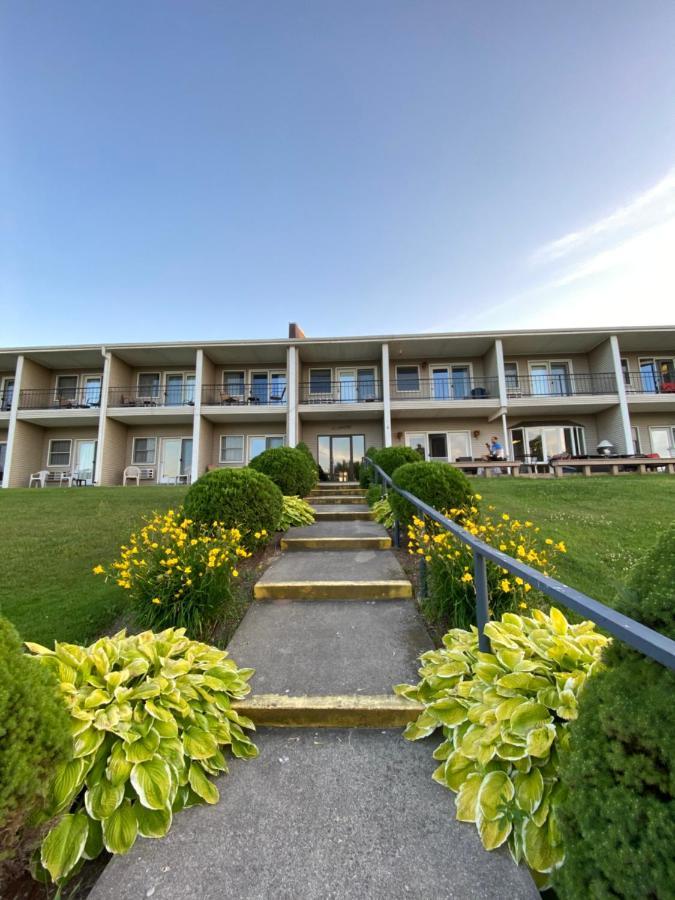 Fleetwood Inn Suites Cheboygan Εξωτερικό φωτογραφία