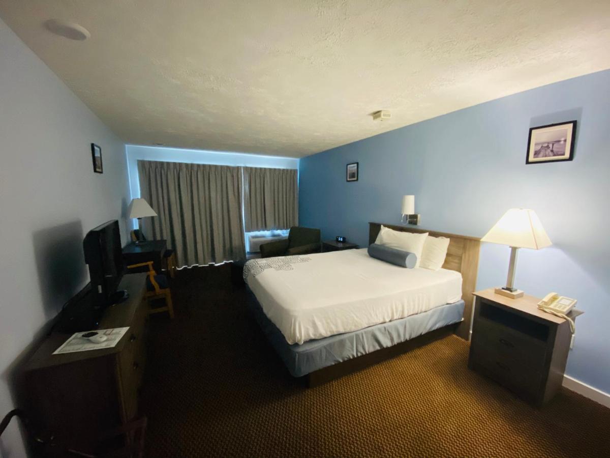 Fleetwood Inn Suites Cheboygan Εξωτερικό φωτογραφία