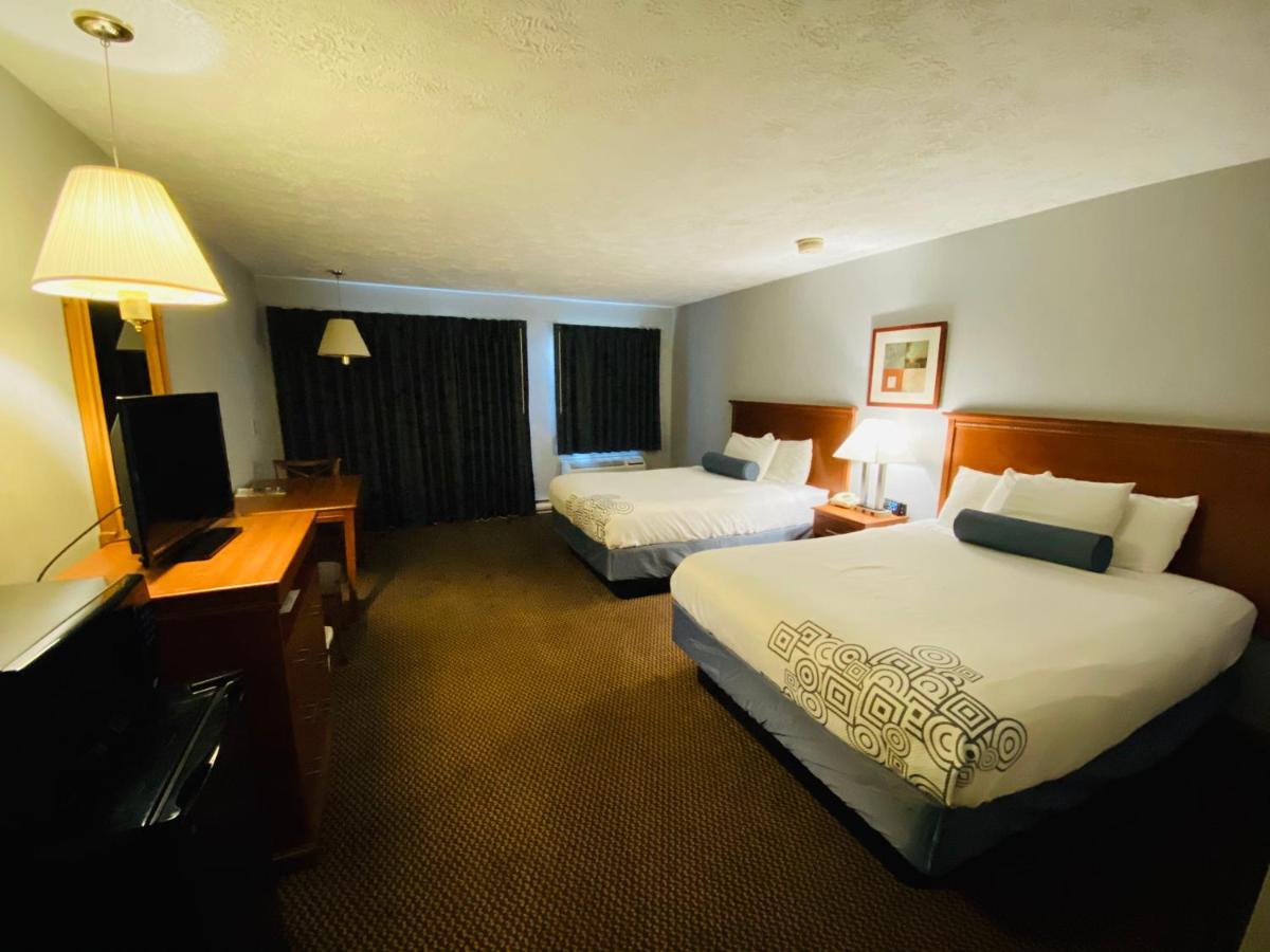Fleetwood Inn Suites Cheboygan Εξωτερικό φωτογραφία