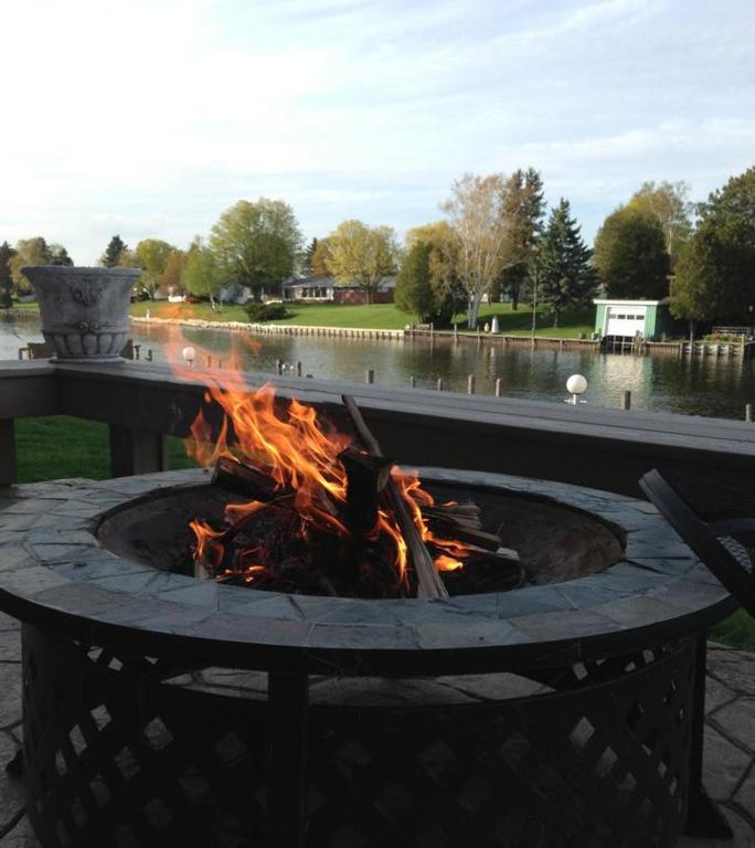 Fleetwood Inn Suites Cheboygan Εξωτερικό φωτογραφία